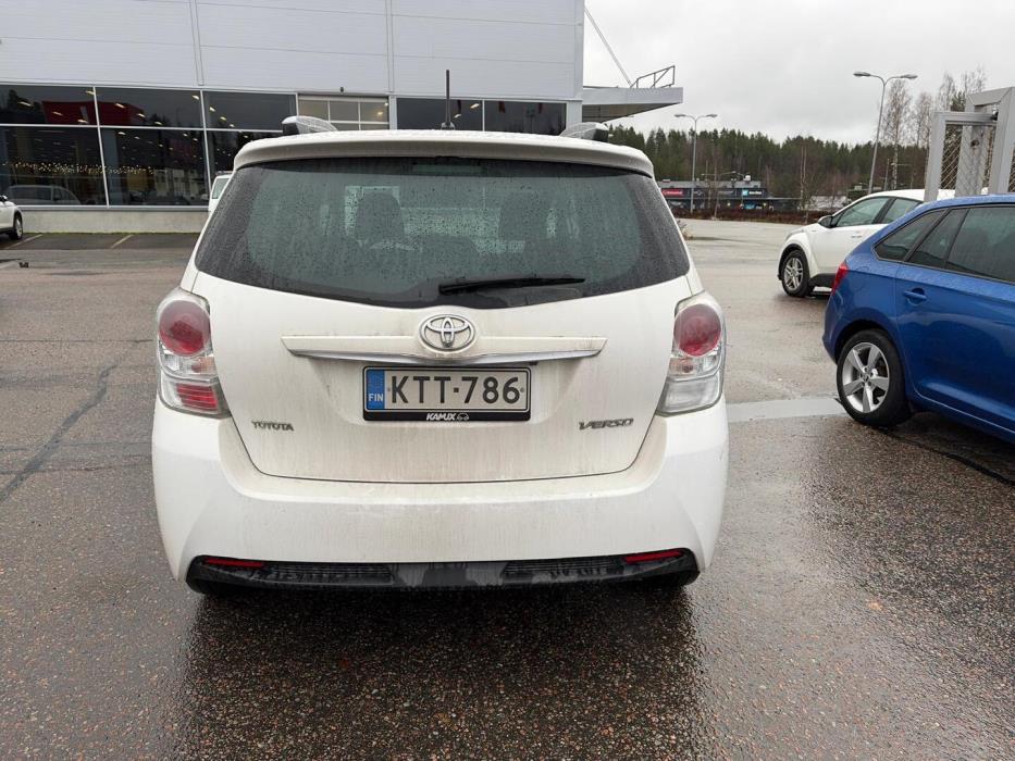 TOYOTA Verso 2016