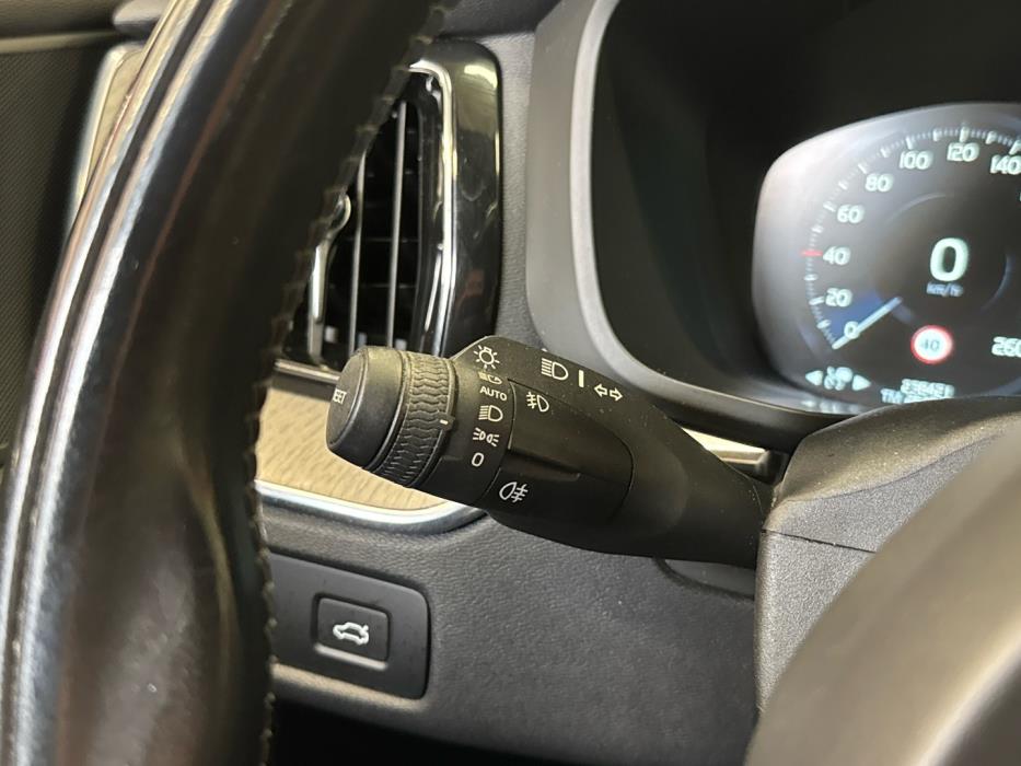VOLVO XC60 2018