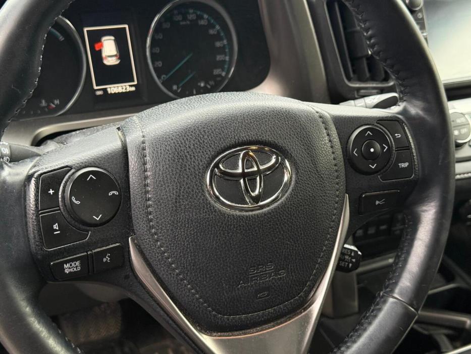 TOYOTA RAV4 2018
