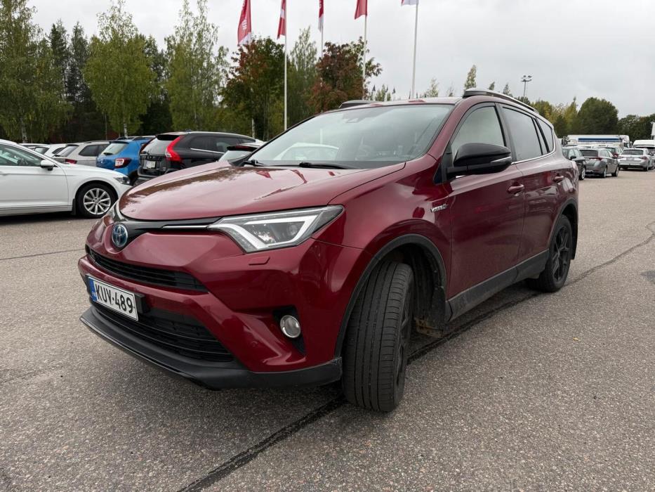 TOYOTA RAV4 2018