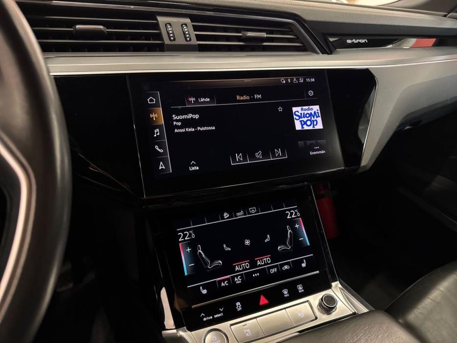AUDI e-tron 2020