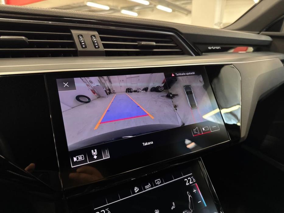 AUDI e-tron 2020