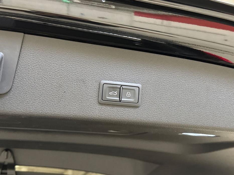 AUDI e-tron 2020