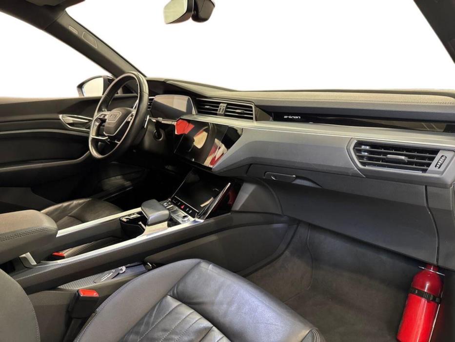 AUDI e-tron 2020