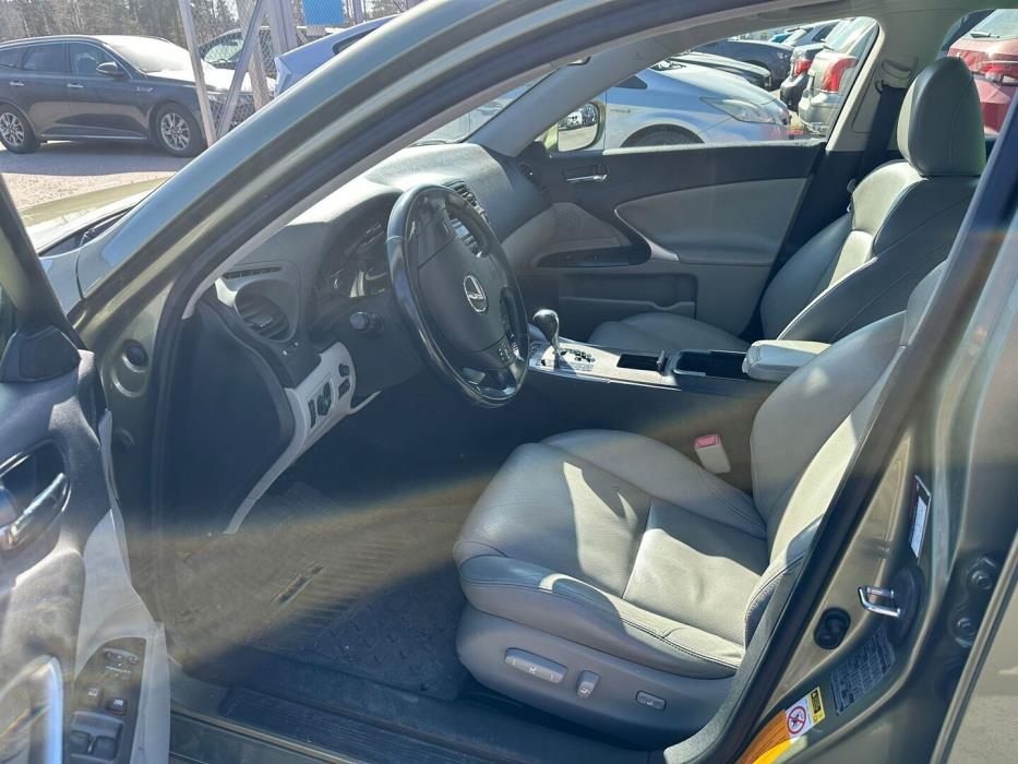 LEXUS IS 2008