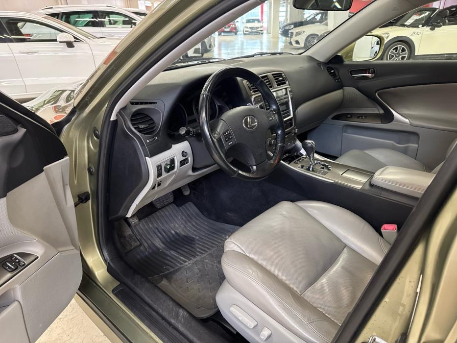 LEXUS IS 2008