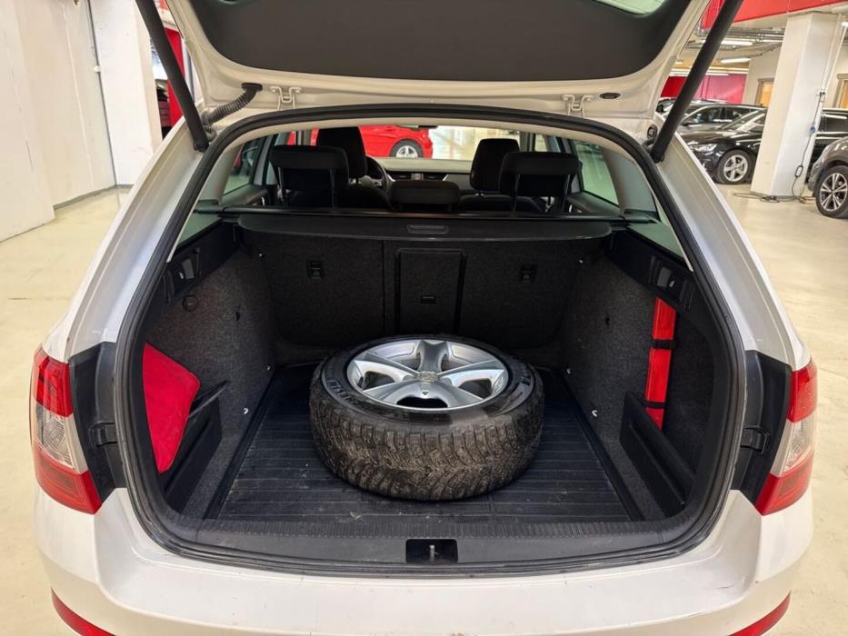 SKODA Octavia 2014