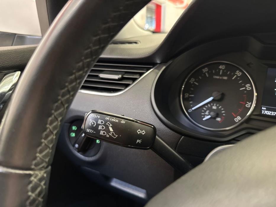 SKODA Octavia 2014
