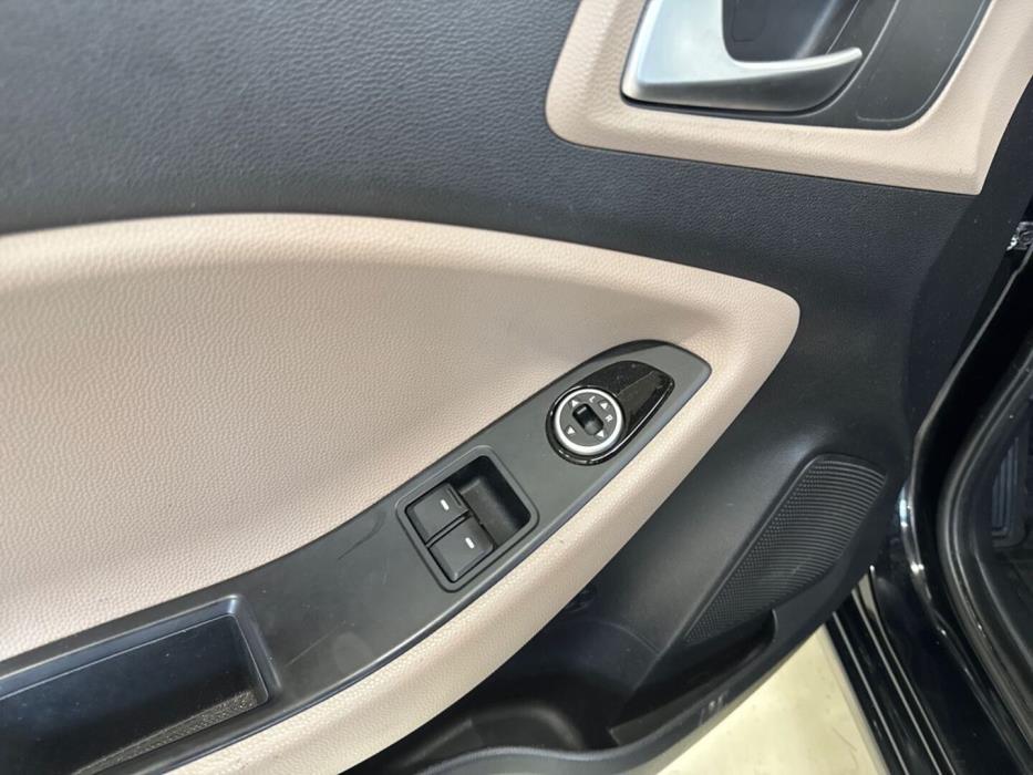 HYUNDAI i20 5d 2016