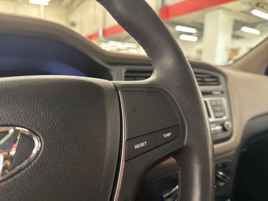 HYUNDAI i20 5d 2016