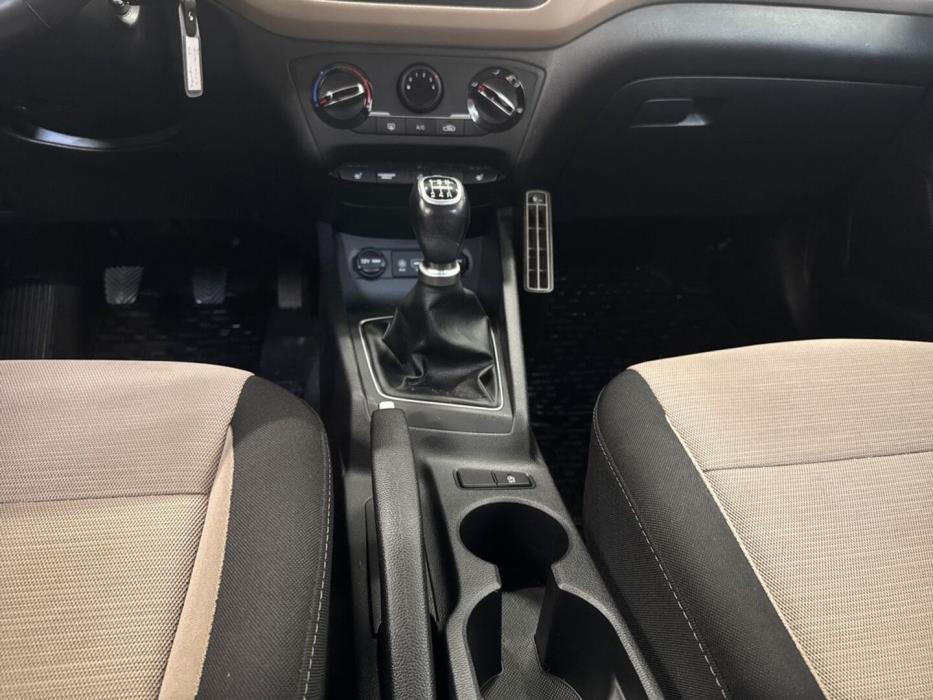 HYUNDAI i20 5d 2016