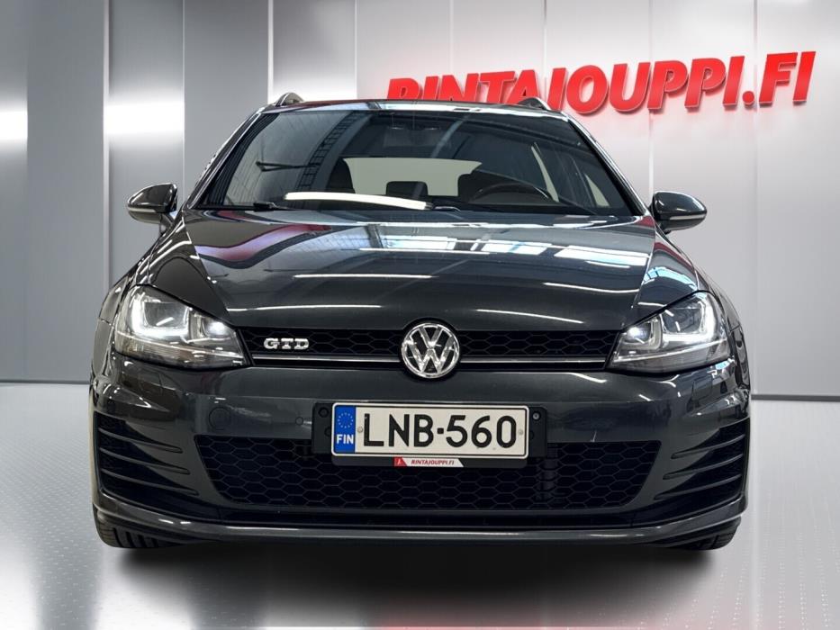 VOLKSWAGEN Golf 2016