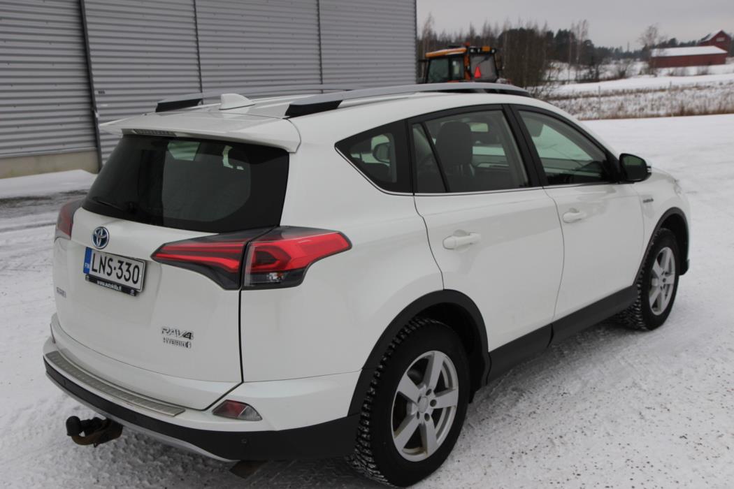 TOYOTA RAV4 2017