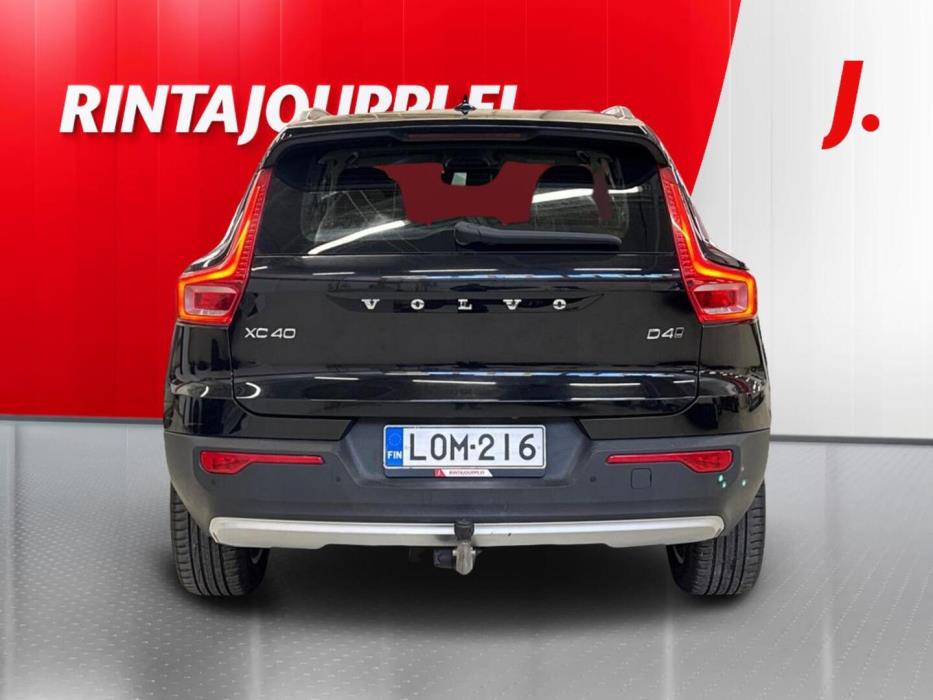 VOLVO XC40 2018