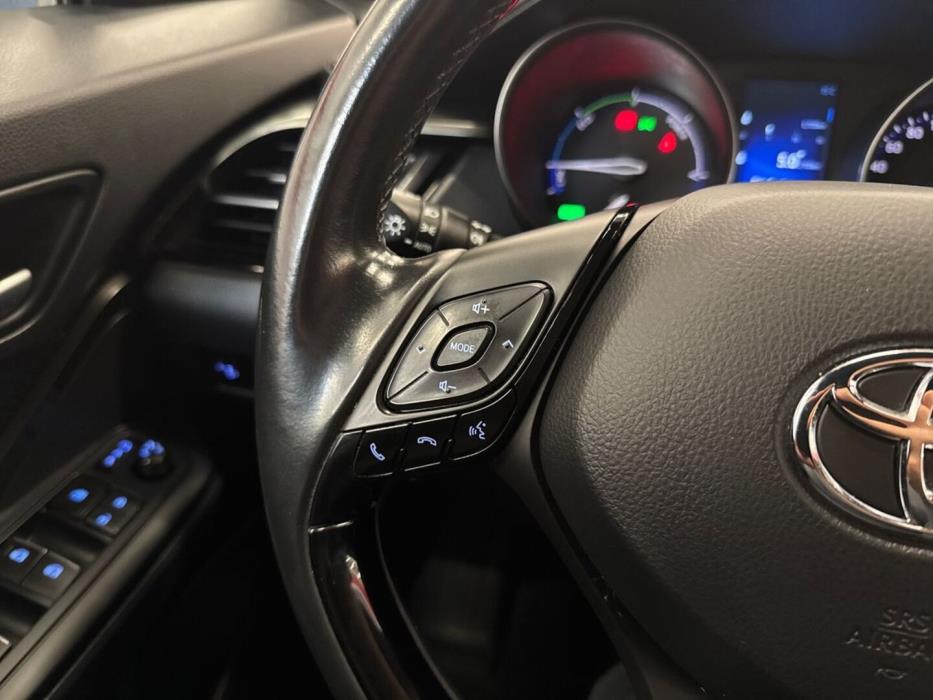 TOYOTA C-HR 2018