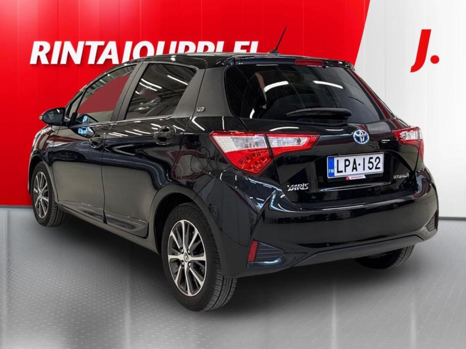 TOYOTA Yaris 2020