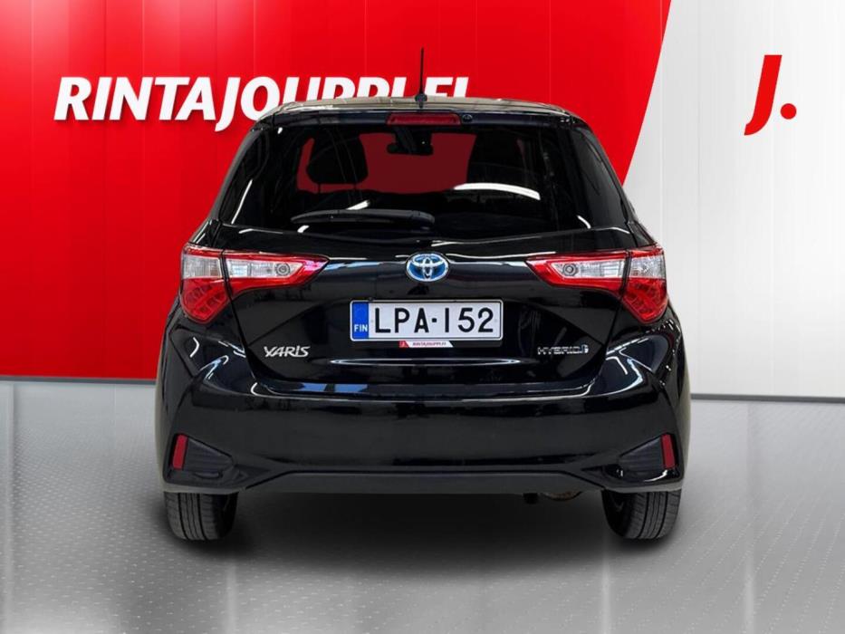 TOYOTA Yaris 2020