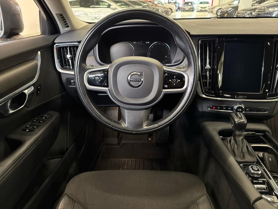 VOLVO V90 Cross Country 2018