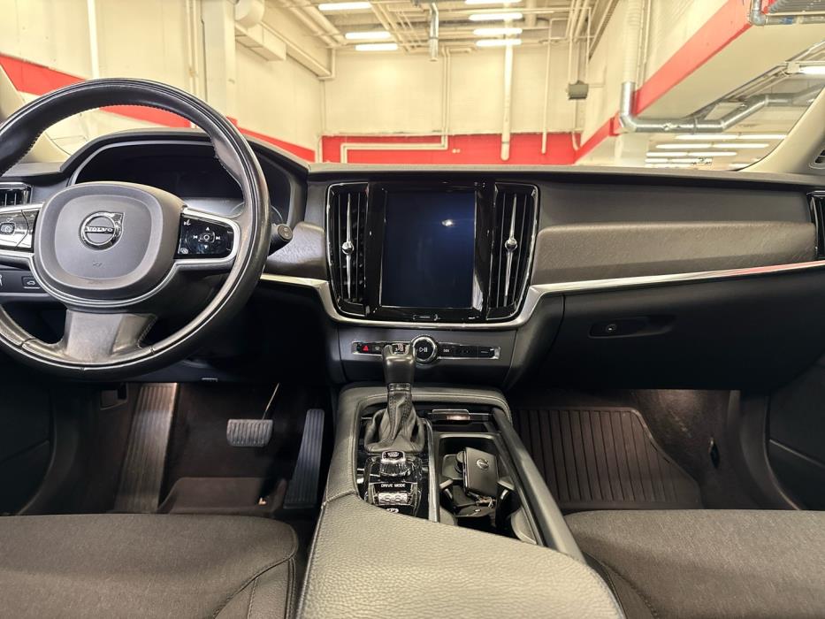 VOLVO V90 Cross Country 2018