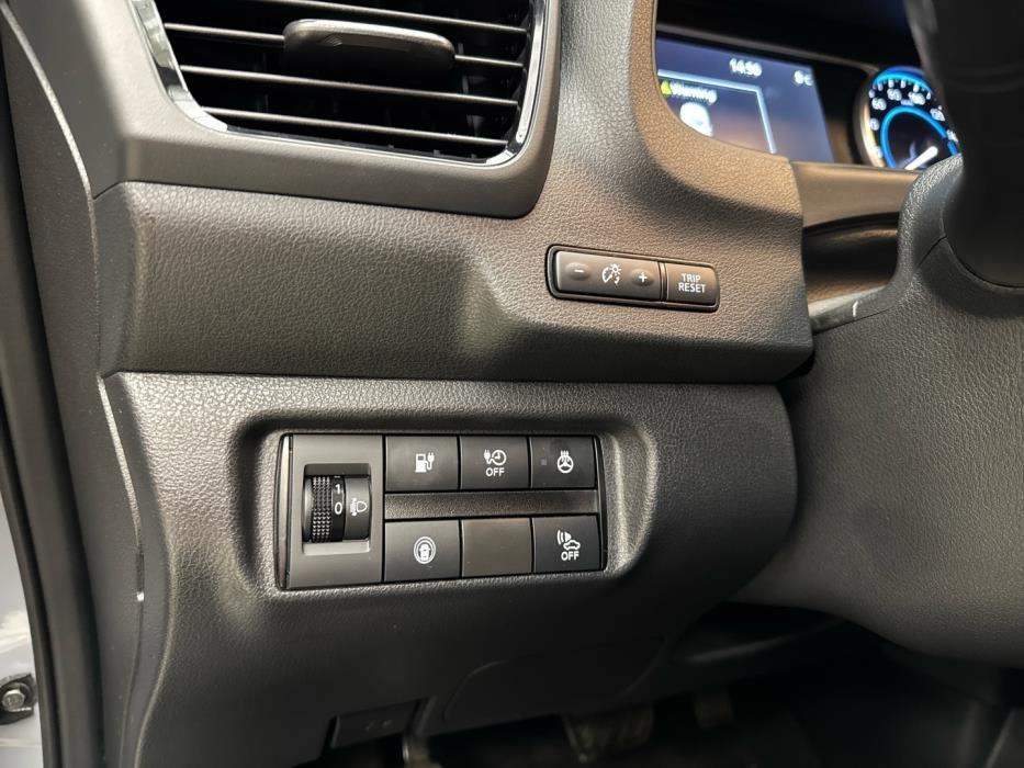 NISSAN Leaf 2021