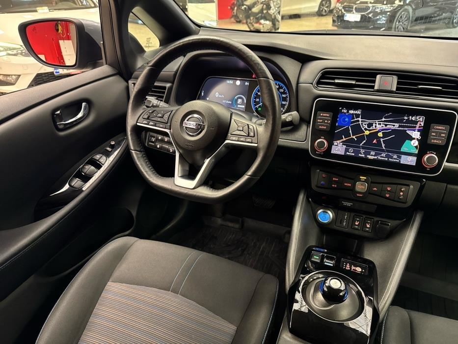 NISSAN Leaf 2021