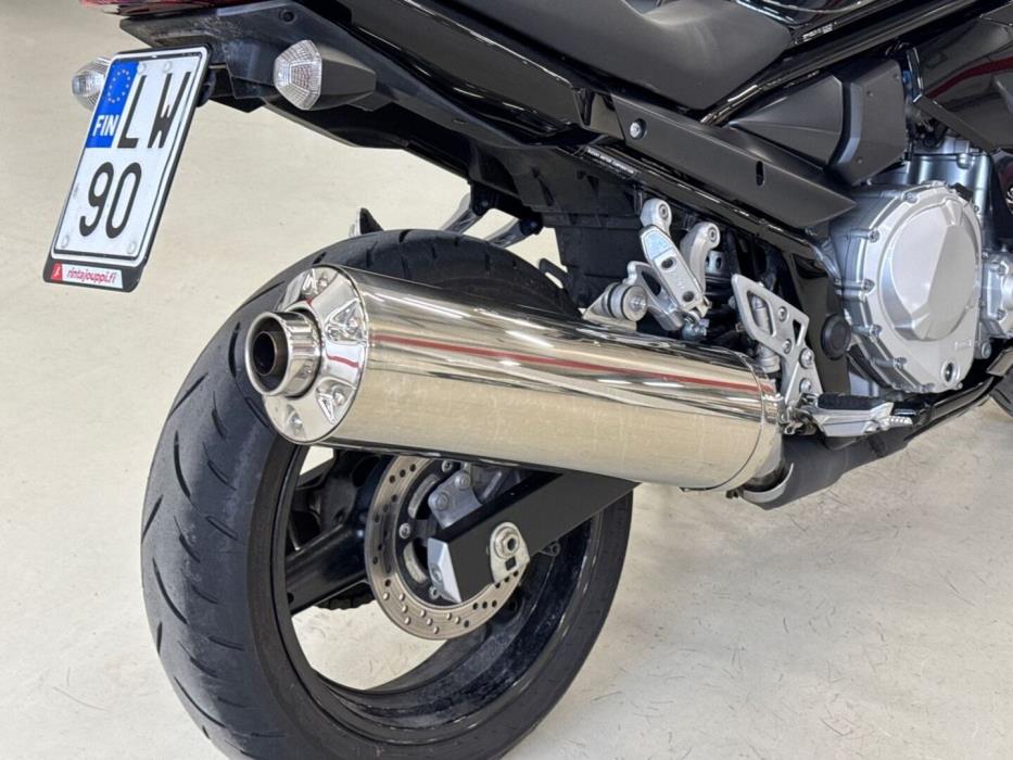 SUZUKI GSX 2009