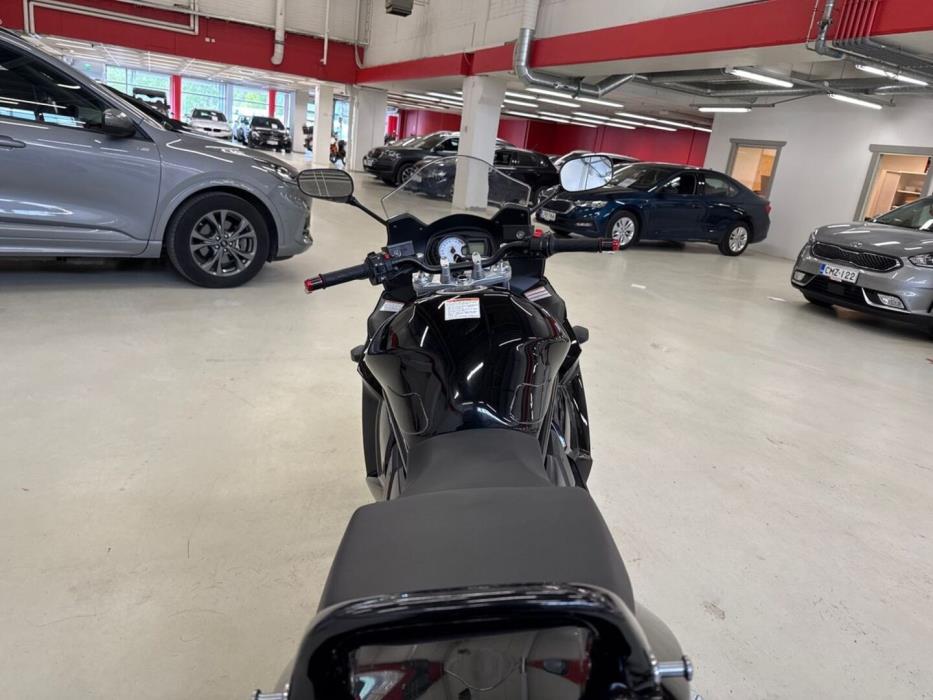 SUZUKI GSX 2009