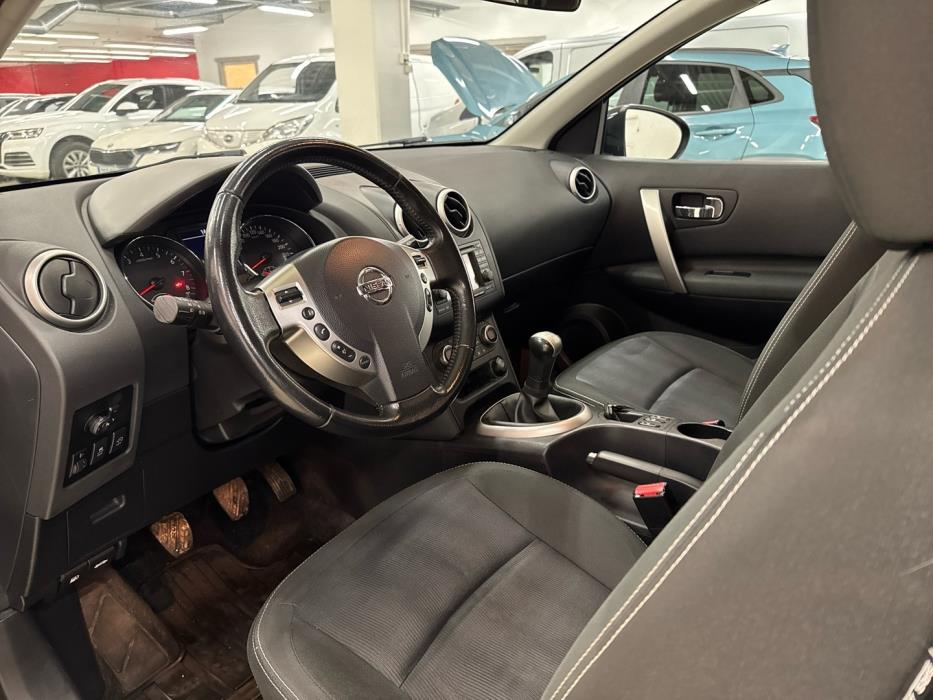 NISSAN Qashqai 2011