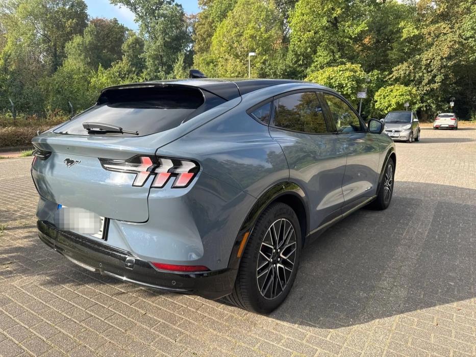 FORD Mustang Mach-E 2025