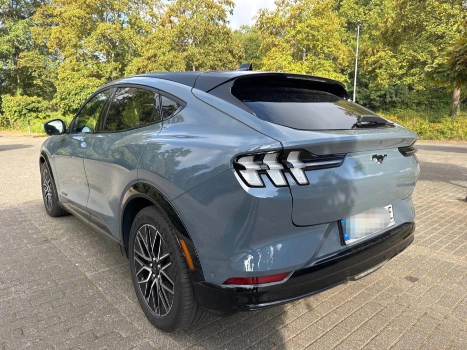 FORD Mustang Mach-E 2025