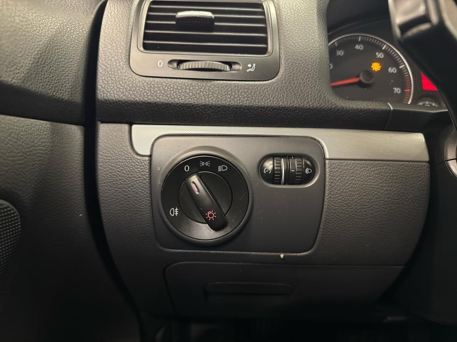 VOLKSWAGEN Jetta 2007