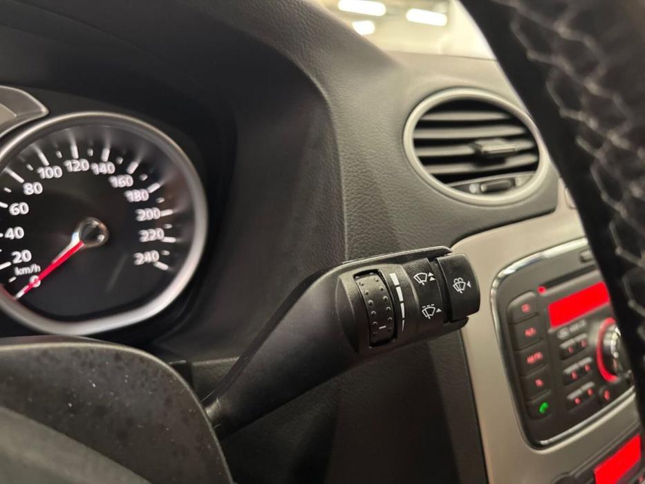 FORD Focus 2010