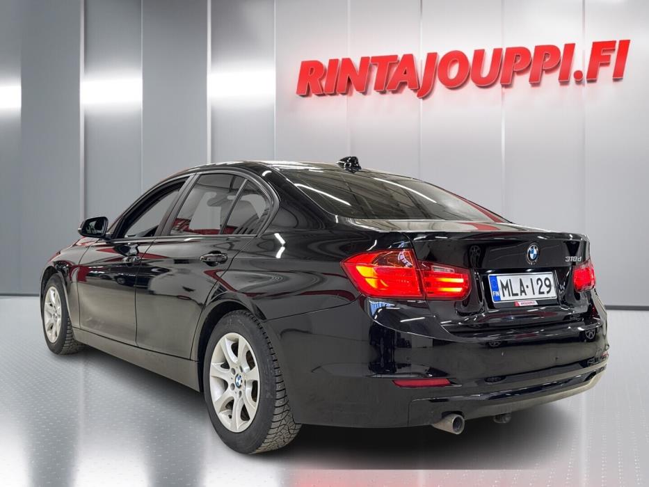 BMW 318 2013