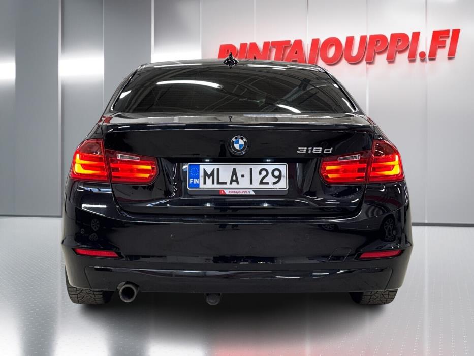 BMW 318 2013