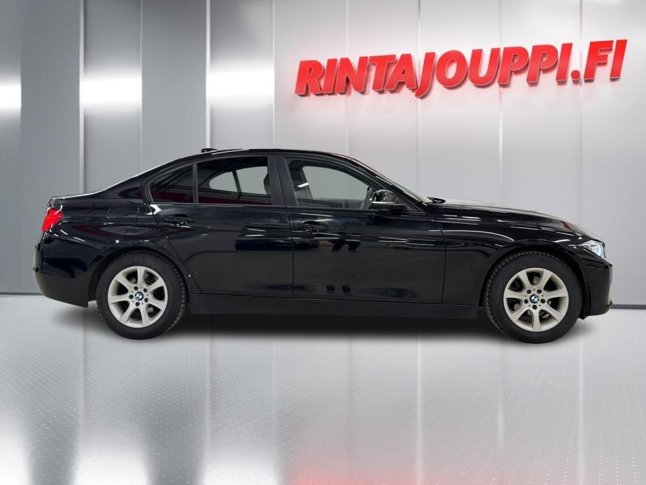 BMW 318 2013