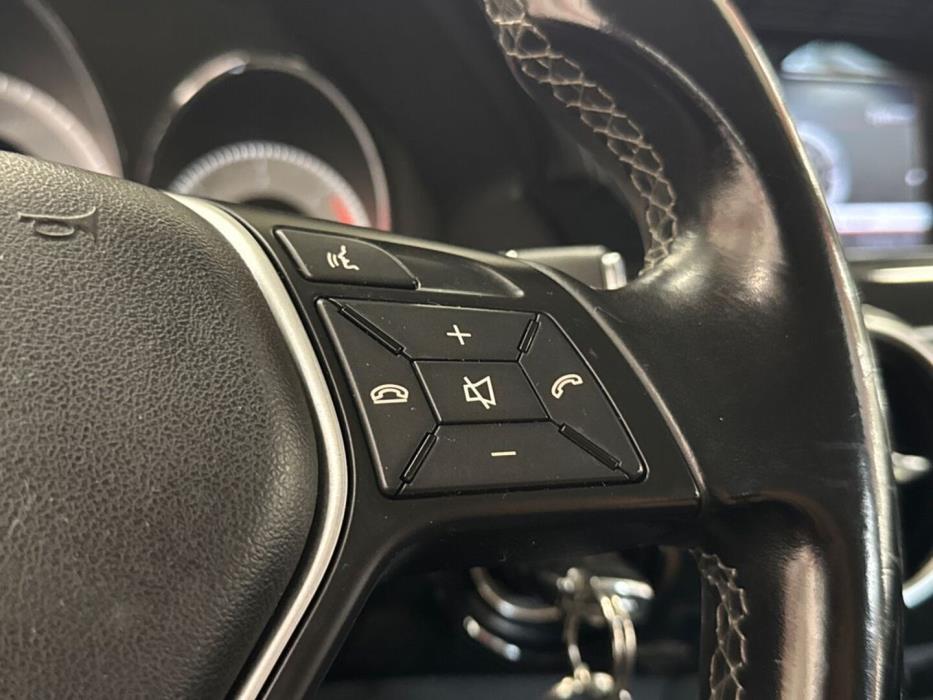 MERCEDES-BENZ GLK 2013