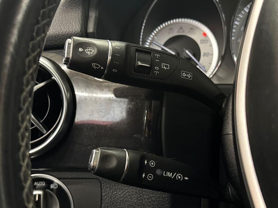 MERCEDES-BENZ GLK 2013