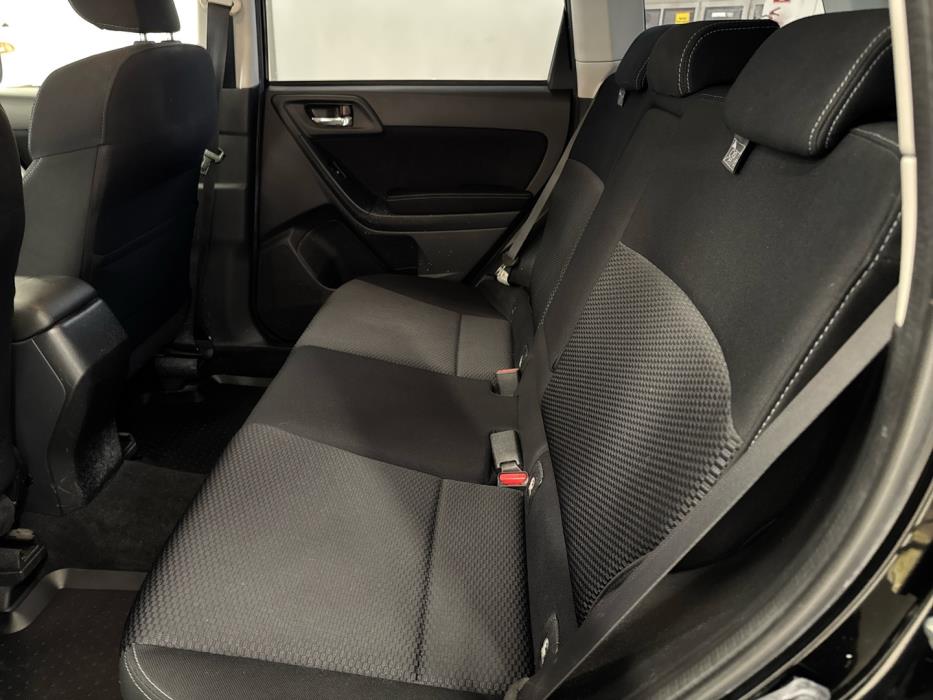 SUBARU Forester 2014