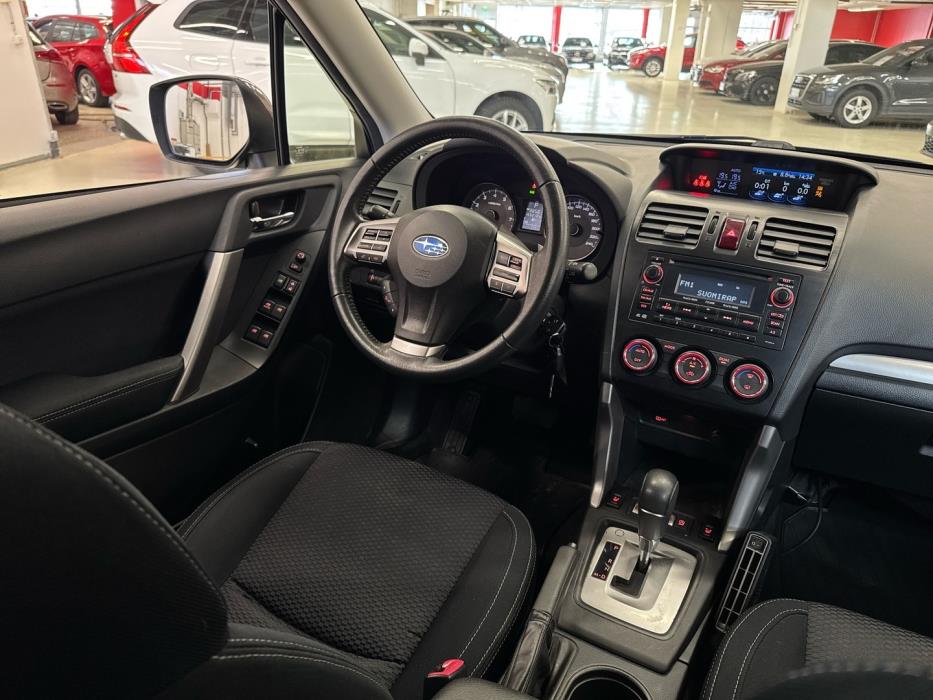SUBARU Forester 2014