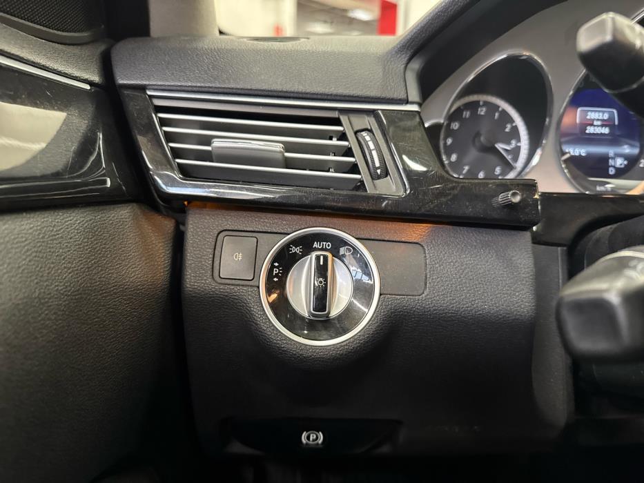 MERCEDES-BENZ E 2013