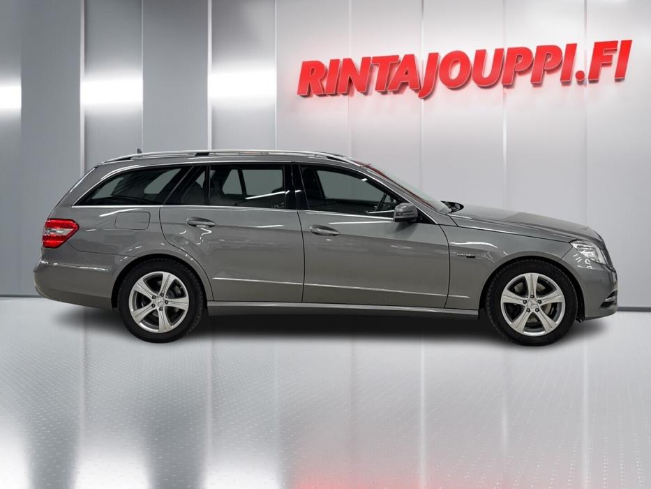 MERCEDES-BENZ E 2013