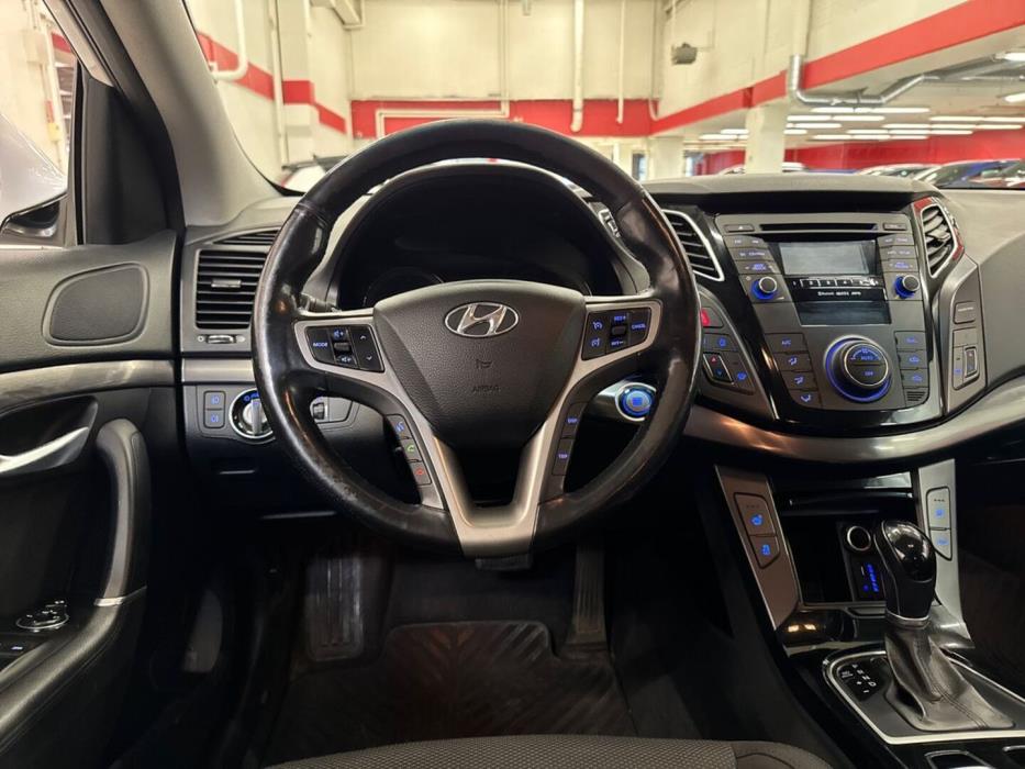 HYUNDAI i40 2013
