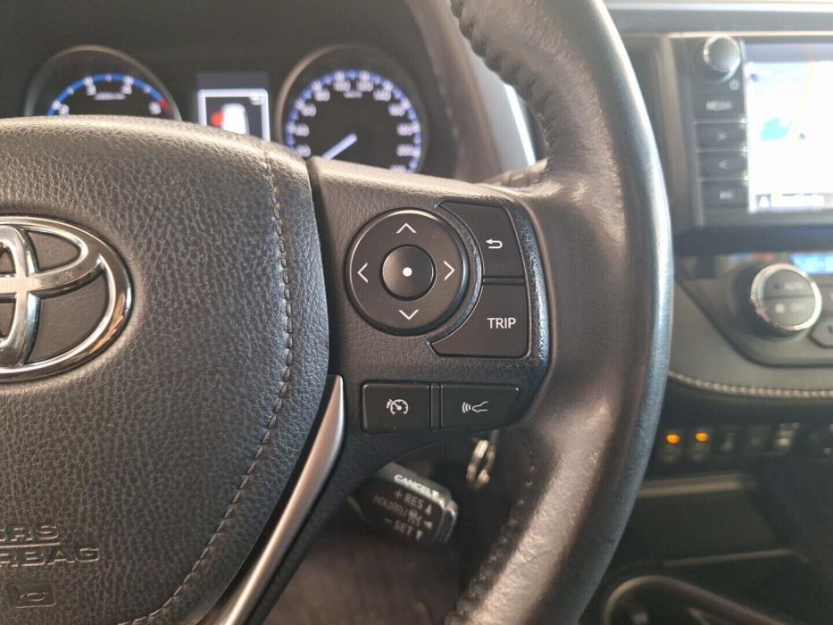 TOYOTA RAV4 2017