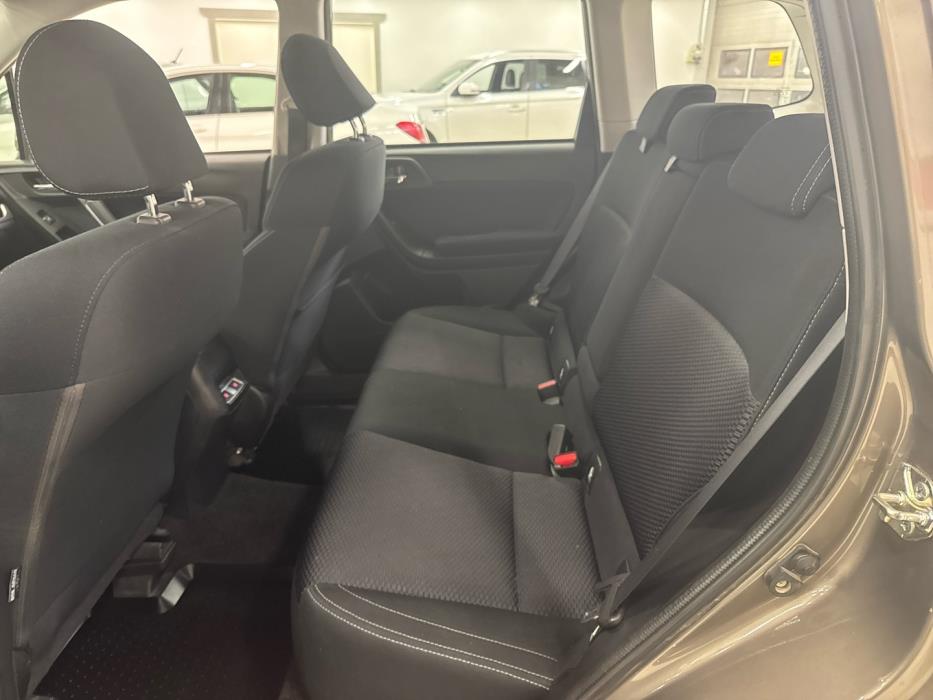 SUBARU Forester 2018