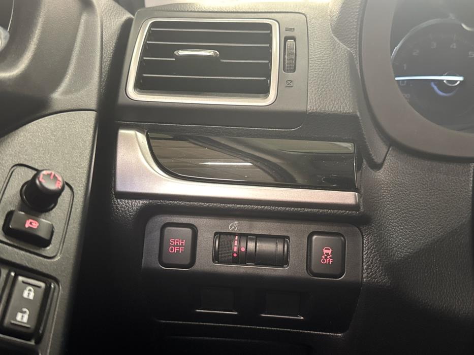 SUBARU Forester 2018