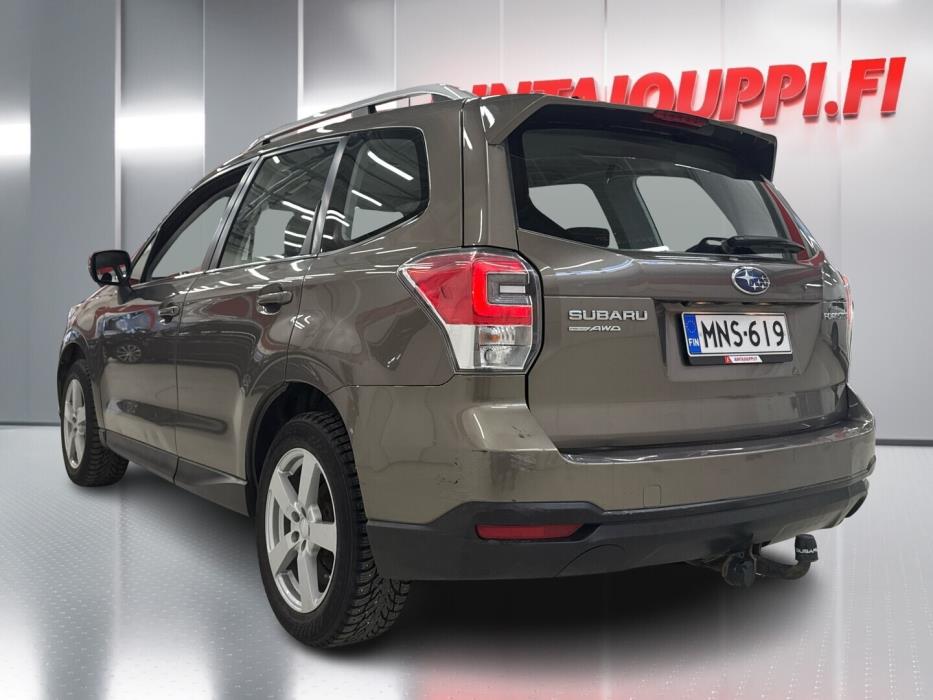 SUBARU Forester 2018