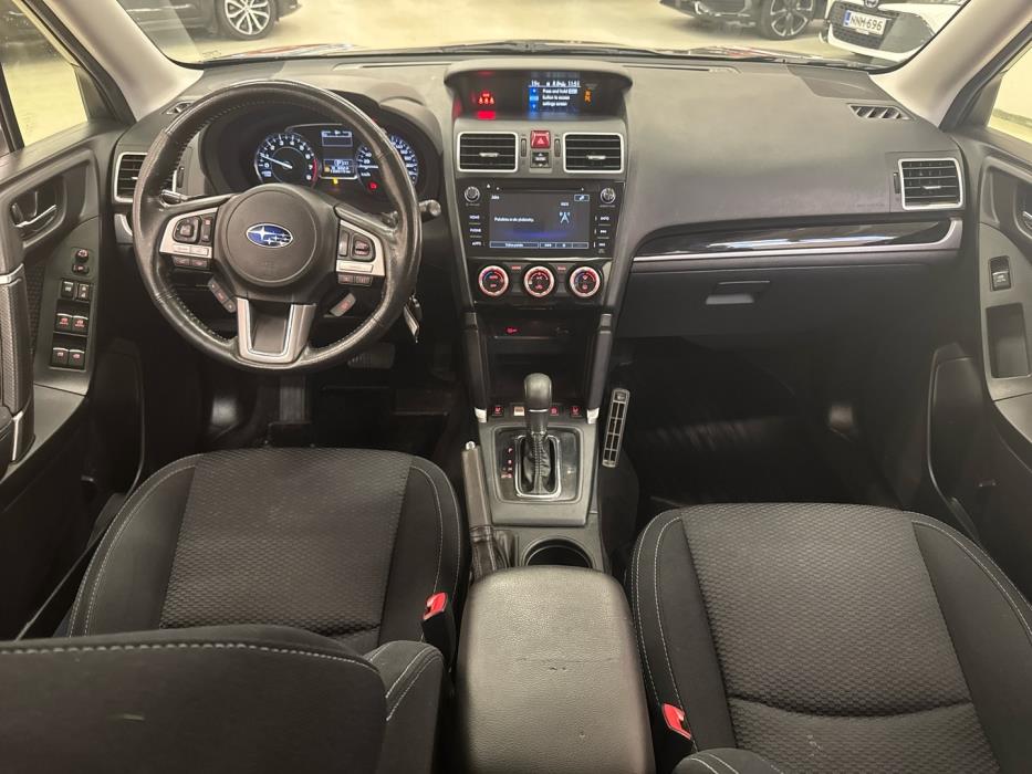 SUBARU Forester 2018