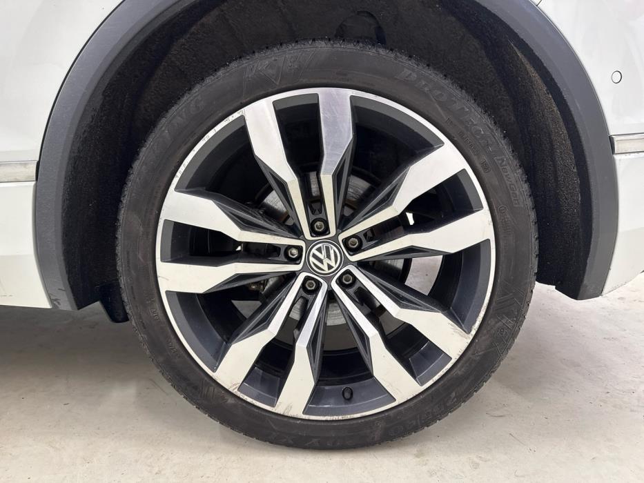VOLKSWAGEN Tiguan 2017