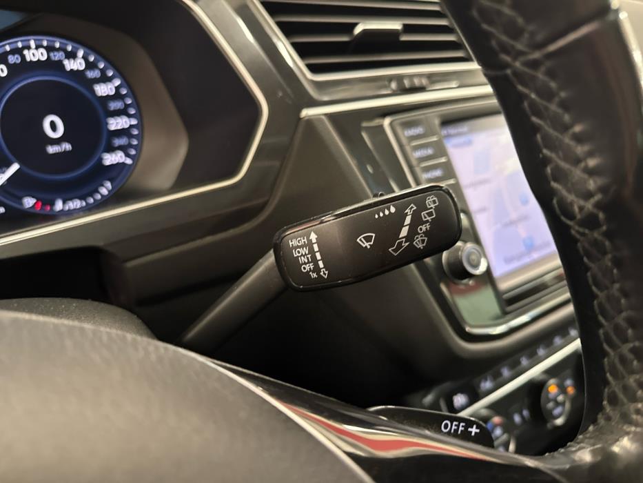 VOLKSWAGEN Tiguan 2017