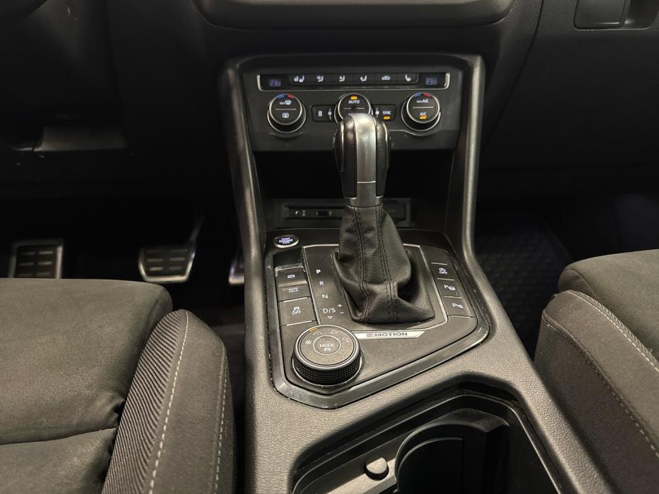 VOLKSWAGEN Tiguan 2017